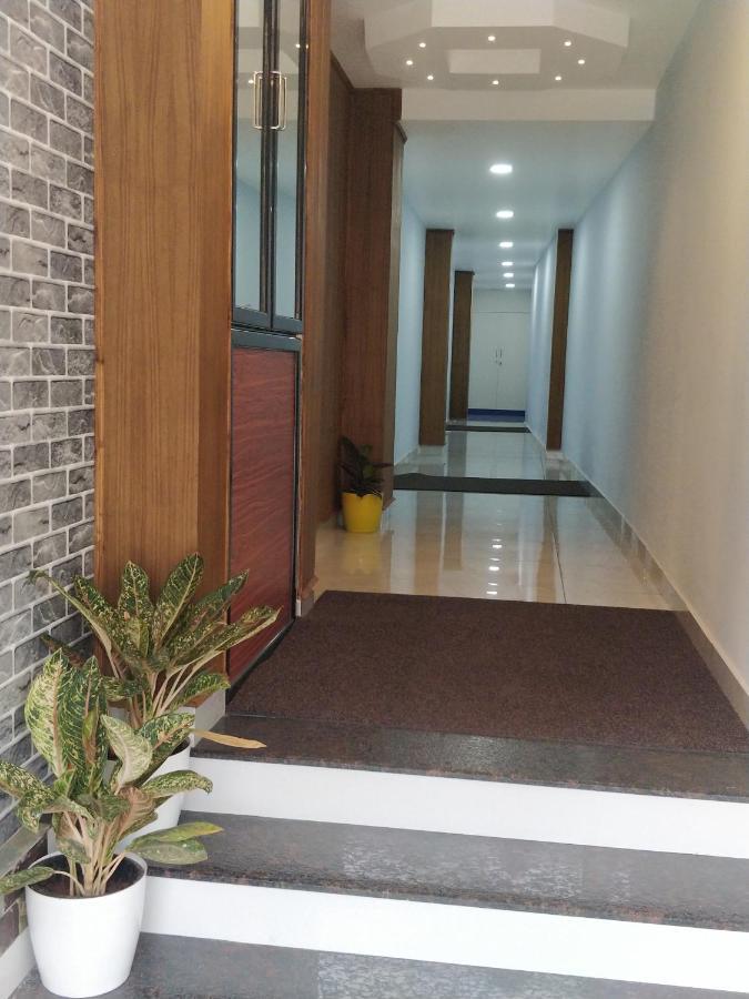 Majestic Inn Thiruvananthapuram Exterior foto