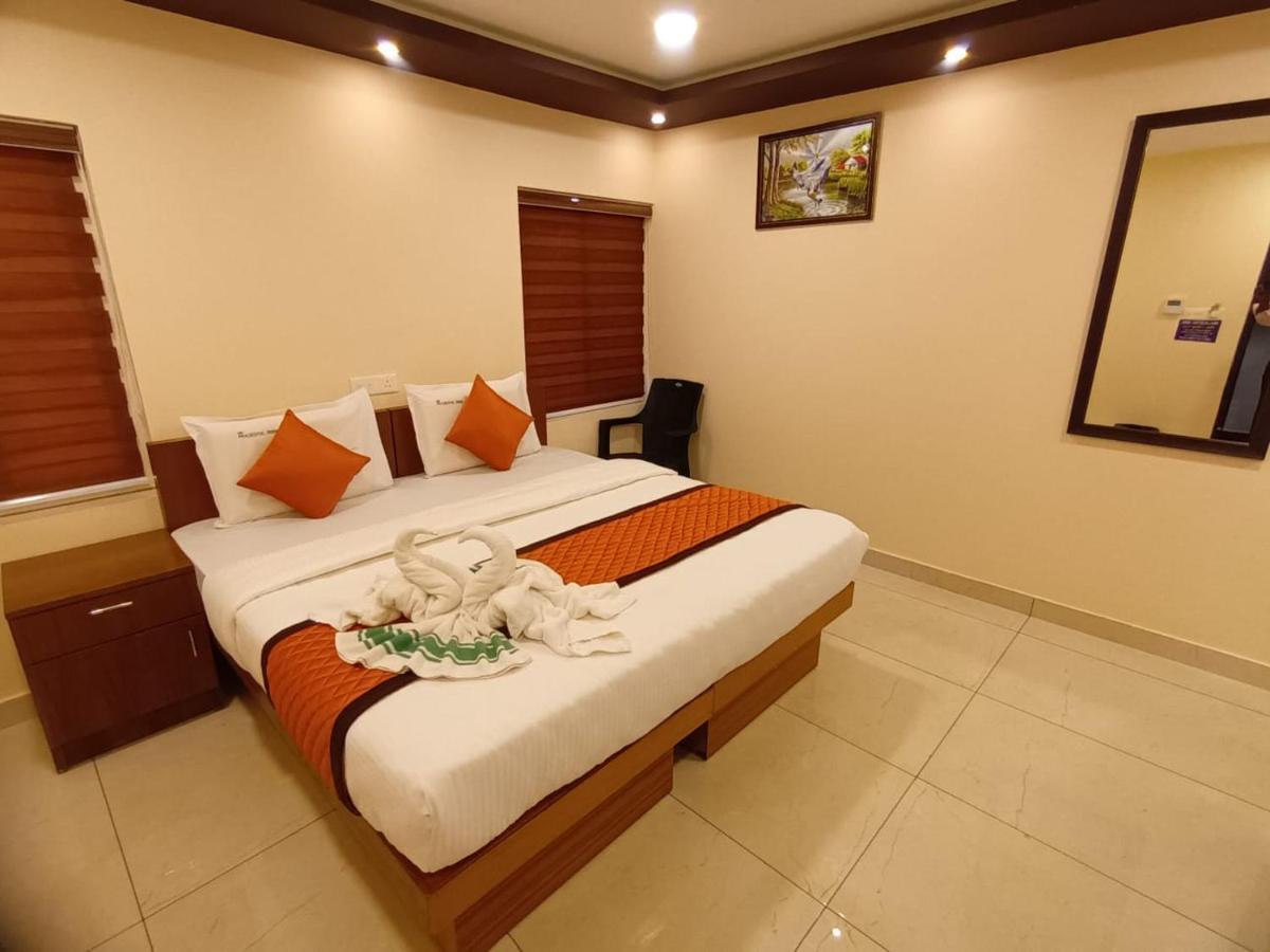 Majestic Inn Thiruvananthapuram Exterior foto